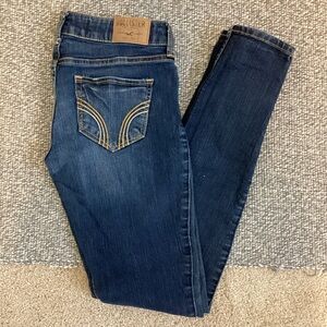 HOLLISTER SKINNY JEANS
